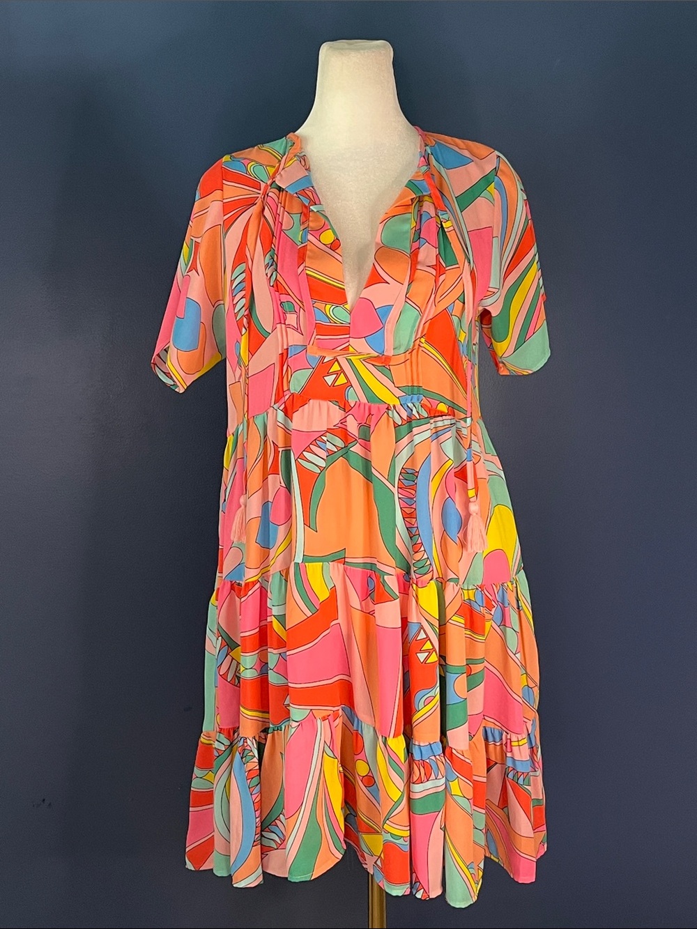 OLIVACEOUS Vibrant Pink Multi-Color Tiered flowy Summer Dress, bold mod print